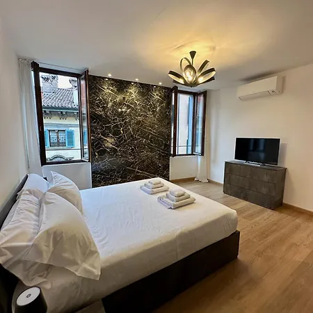 Magic Place Bergamo! Beauty Nest In The Heart Of The Apartman Bergamo